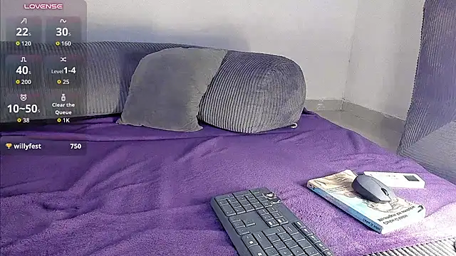 Maximiliano_scoott__ live cam on StripChat