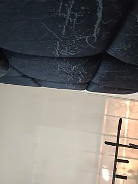 samm_curvy