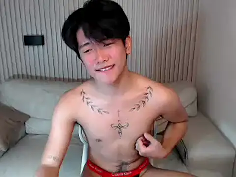 xtrahot_alex (M twink) - HI ALEX