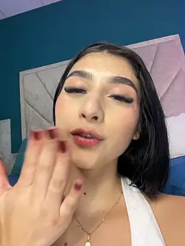 BadLilAngelXXX webcam