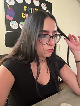 Kloenovoa- live cam on StripChat