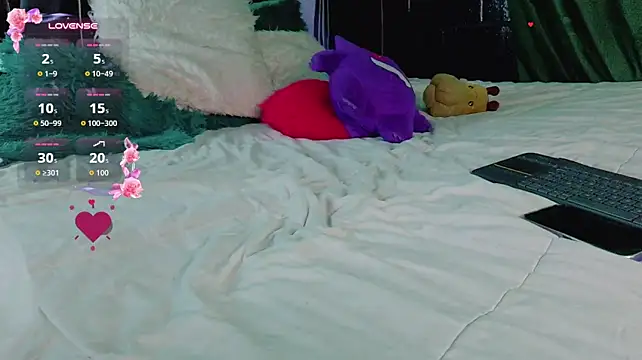 Summer_XO live cam on StripChat