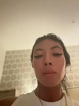 KalaBeckett_ live cam on StripChat