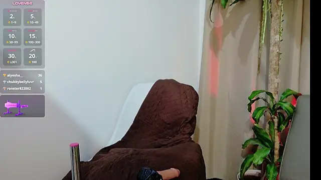 Mila_white1