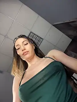 IAmNobodyXXX live sex cam
