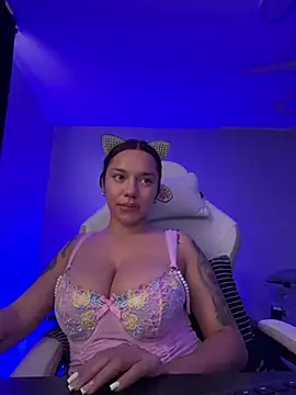 samantha_tattu webcam