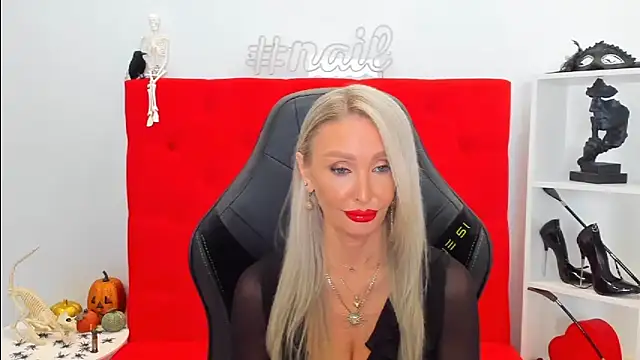 ElizaWeize live cam on StripChat