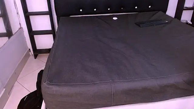 El_Hermetico live cam on StripChat