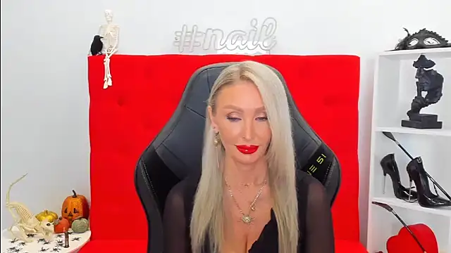 ElizaWeize webcam