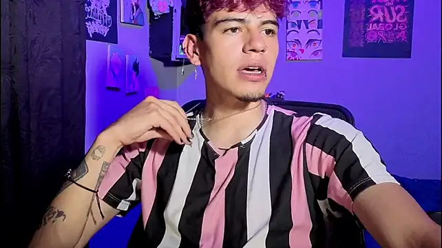 mikeykuro (M young) - show abs