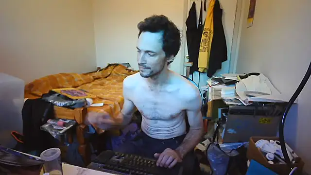 JohnnyMoves