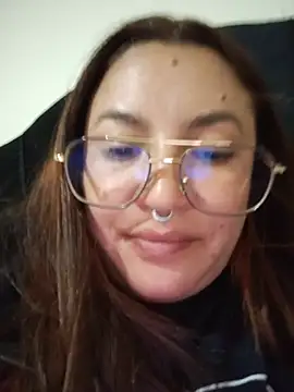 samm_curvy