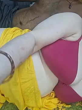 Indian_Coupl3 live cam on StripChat