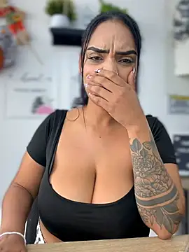 Sara-77 live cam on StripChat