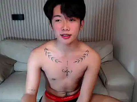 XtraHot_Alex live cam on StripChat