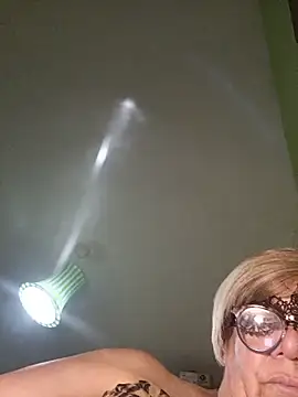 Glika live cam on StripChat