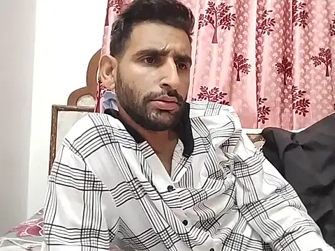 bigcockboy1121 live cam on StripChat