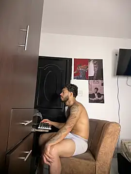 Enzomoretti__ webcam