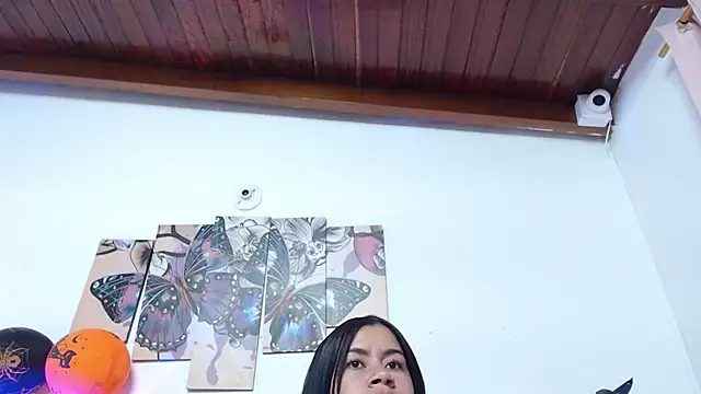 Vicky_Love_