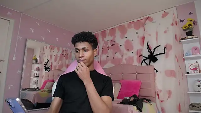 Santy_bigcock_01