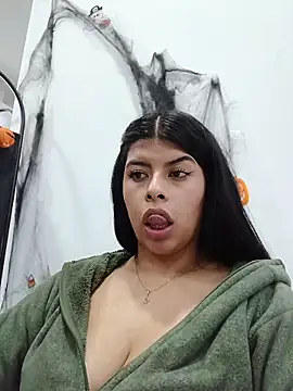 sofia-11_ (G teen) - Walking around the office naked 🫣