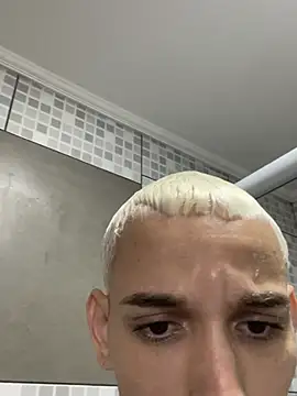 Astro7raro on Stripchat