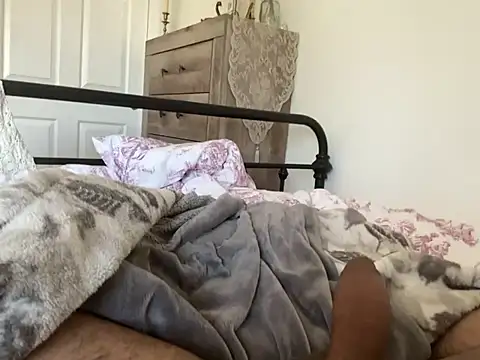 caimanliz on Stripchat