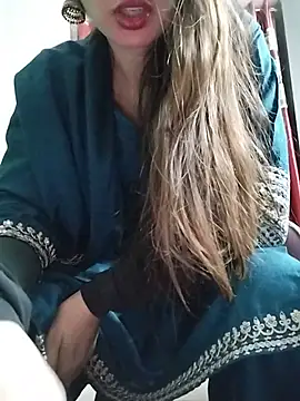 noor_darliing (F milf) - Full nude pussy finger