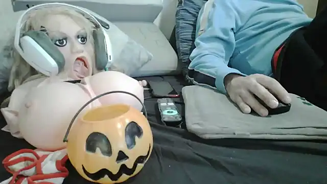 messi_syssy live cam on StripChat