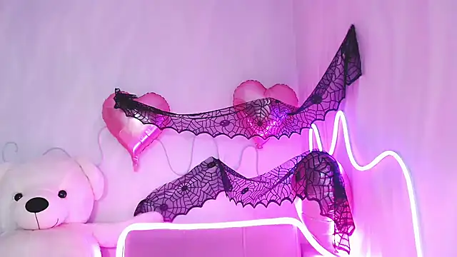 yourmermaidd live cam on StripChat