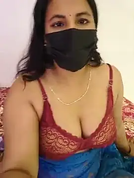 Hot_Alicee live cam on StripChat
