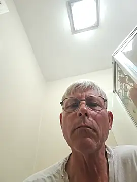 unifiedturnoff (M grandpa) - To make friends and chat