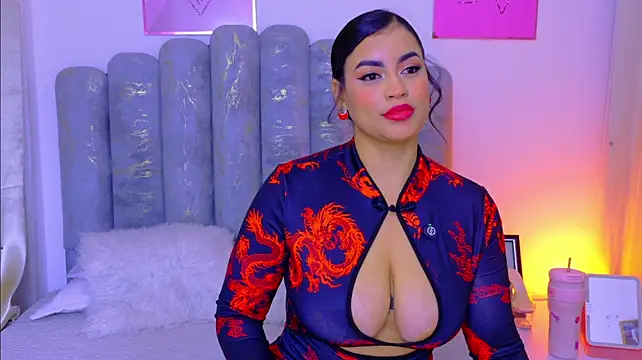 AlynAllen live cam on StripChat