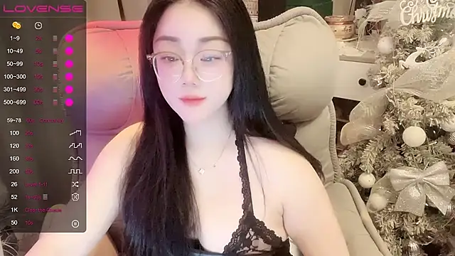 Monica-666888- webcam