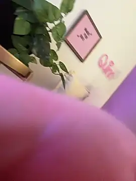 quinnmariexo live cam on StripChat