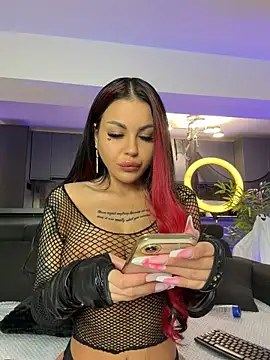 NaomyFlame