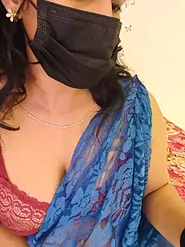 Hot_Alicee live cam on StripChat