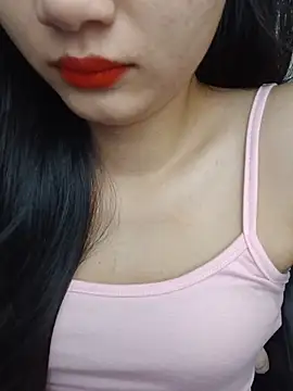 Linda_x2 webcam