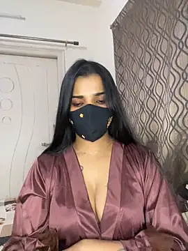 its_ur_flora live cam on StripChat