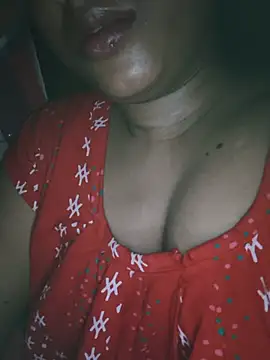 Shivani-tiwari live cam on StripChat