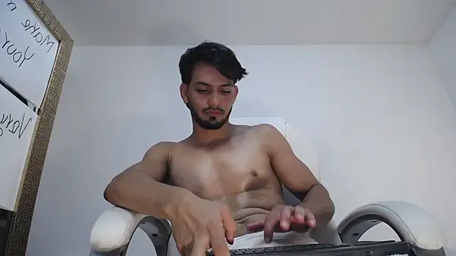 harryfosster (M young) - let's get together to cum dance,dildo
