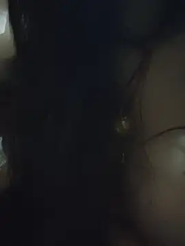 Maahi-Queen live cam