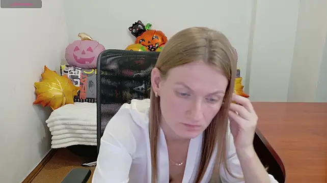 Alisha_Skyes webcam