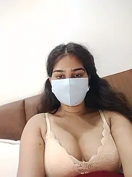 Pikachugirl054 live cam on StripChat