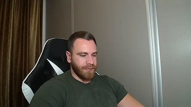 Thori92 live sex cam