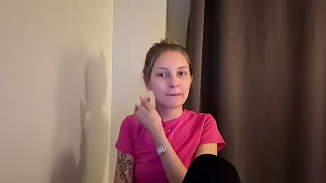 pearlciccarone's live room