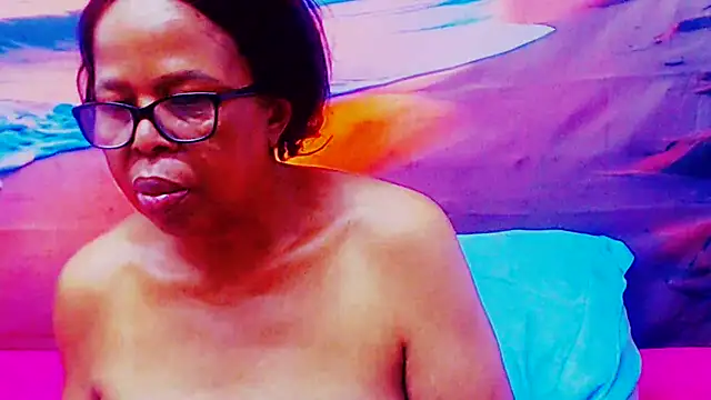 SEXY_MATURExx live cam on StripChat
