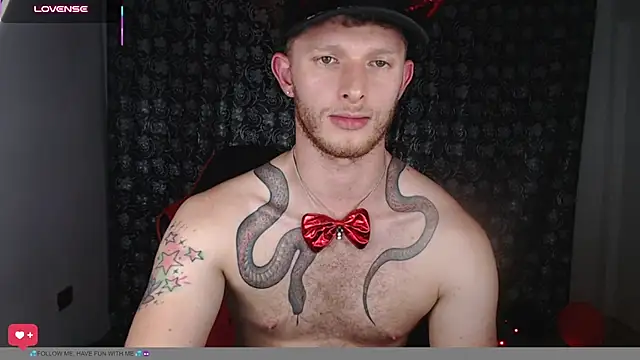 andrewxbii live cam on StripChat