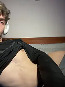 Arkadeita on Stripchat
