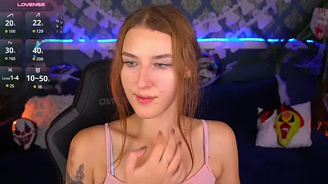 MirellEmber live cam on StripChat